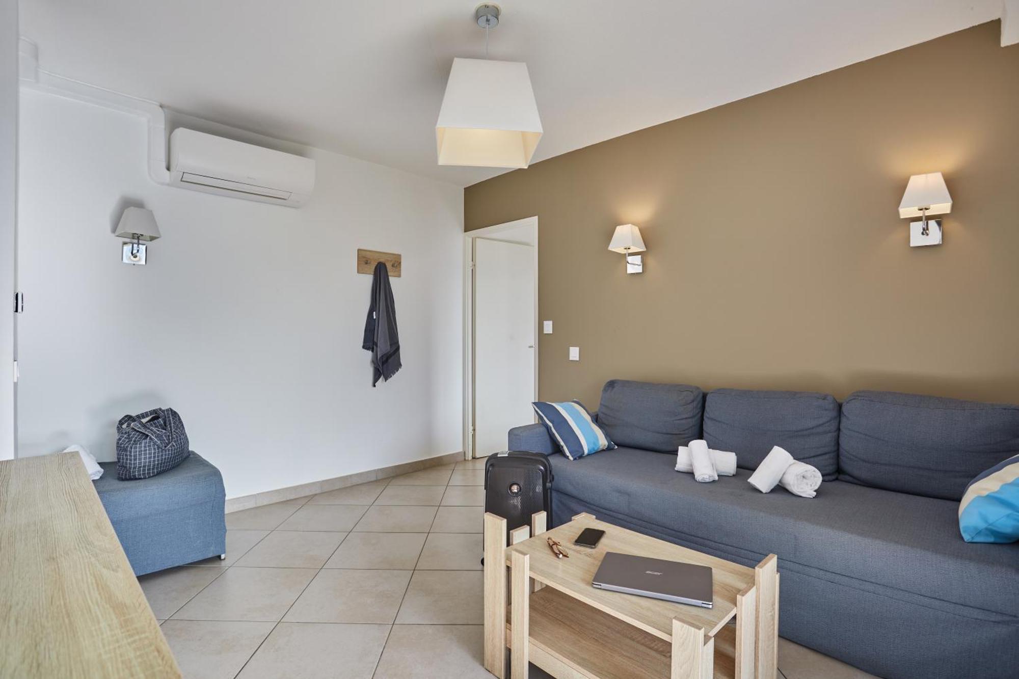 Residence Odalys Le Lotus Blanc 르발카레스 외부 사진