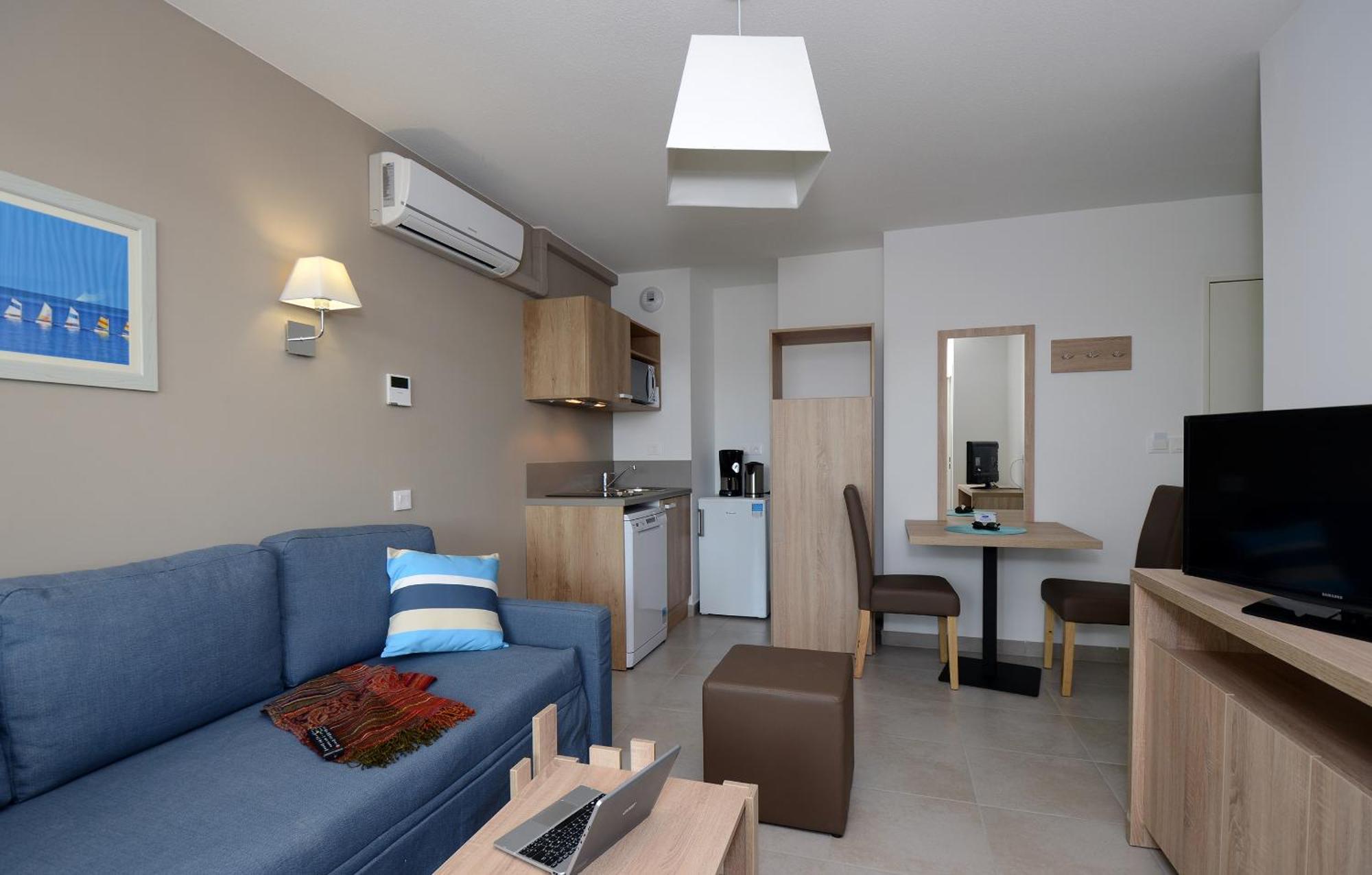 Residence Odalys Le Lotus Blanc 르발카레스 외부 사진